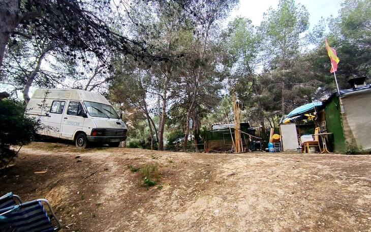 El Seprona detecta infracciones medioambientales por residuos en El Moralet y barranco de Xixo 